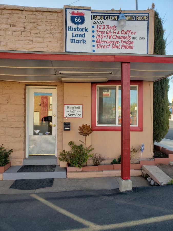 Deluxe Inn Seligman Exterior foto